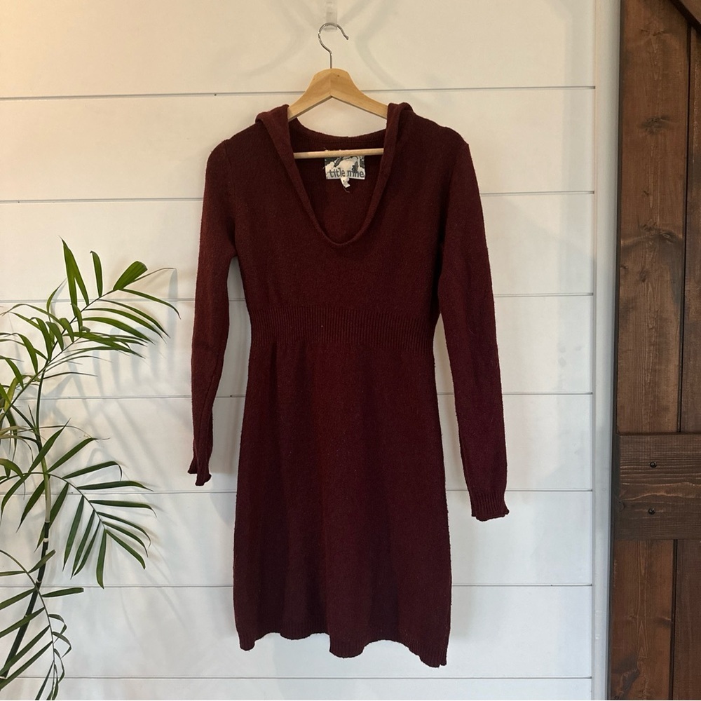 Title Nine Merino Wool Blend Hooded Sweater Dress Size S Burgundy J17
